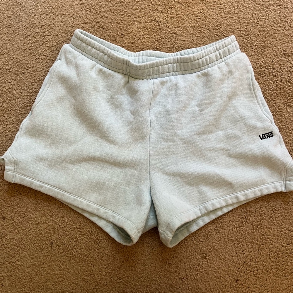 comfy Vans rolled shorts